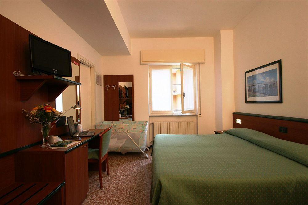 Albergo Adriana Celle Ligure Exterior photo