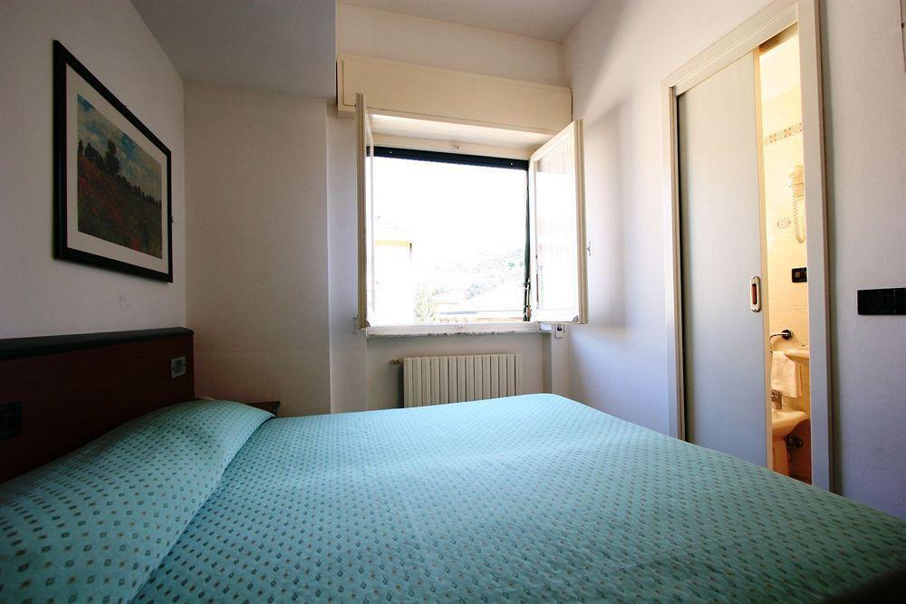 Albergo Adriana Celle Ligure Exterior photo