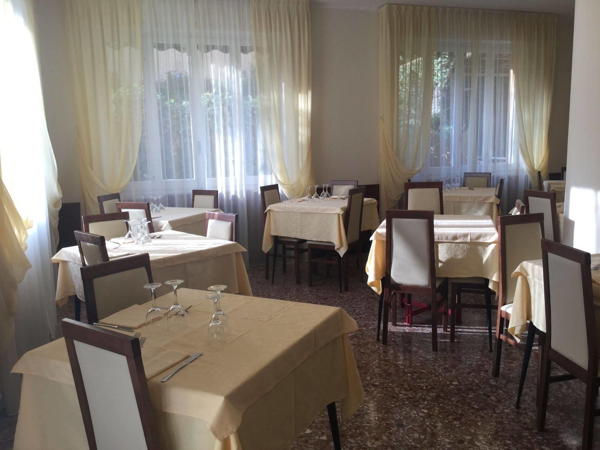 Albergo Adriana Celle Ligure Exterior photo